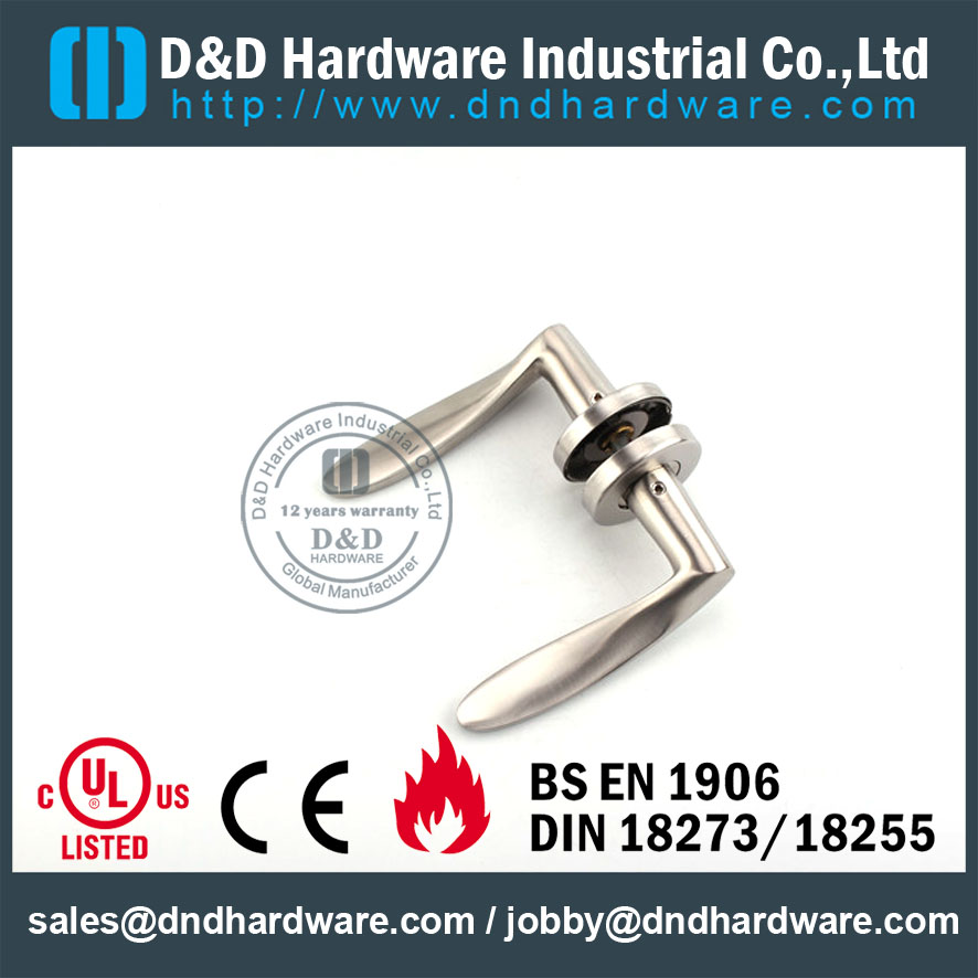 D&D Hardware-Europe Solid handle DDSH001