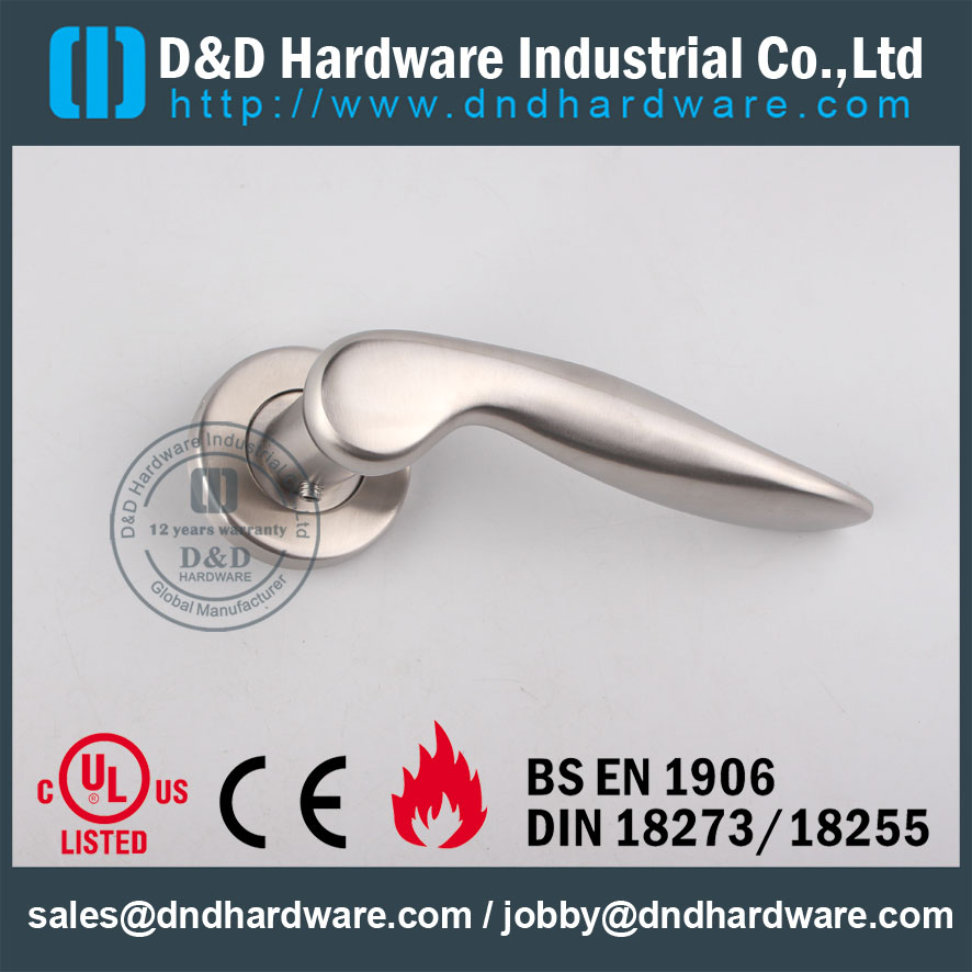 D&D Hardware-EN1906 Solid lever handle DDSH025