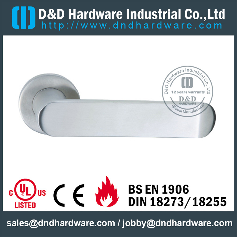 SSS304 upright fashionable solid handle for Bedroom Door - DDSH120