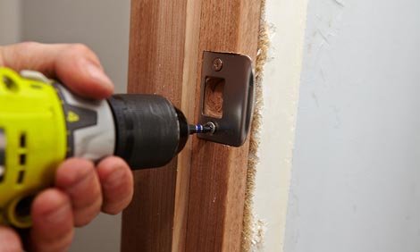 Installation of stainless steel door handle
