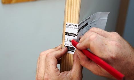 Installation of stainless steel door handle