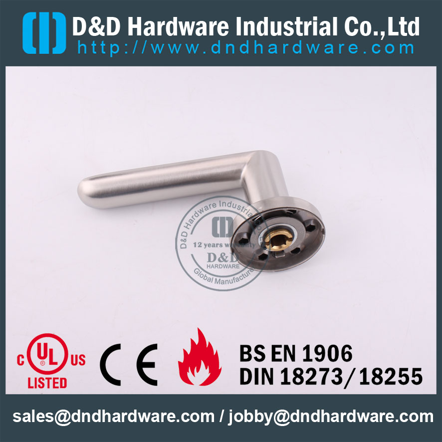 D&D Hardware-Door Accessories Solid Door lever handle DDSH009