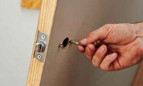 Installation of stainless steel door handle