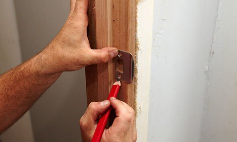 Installation of stainless steel door handle