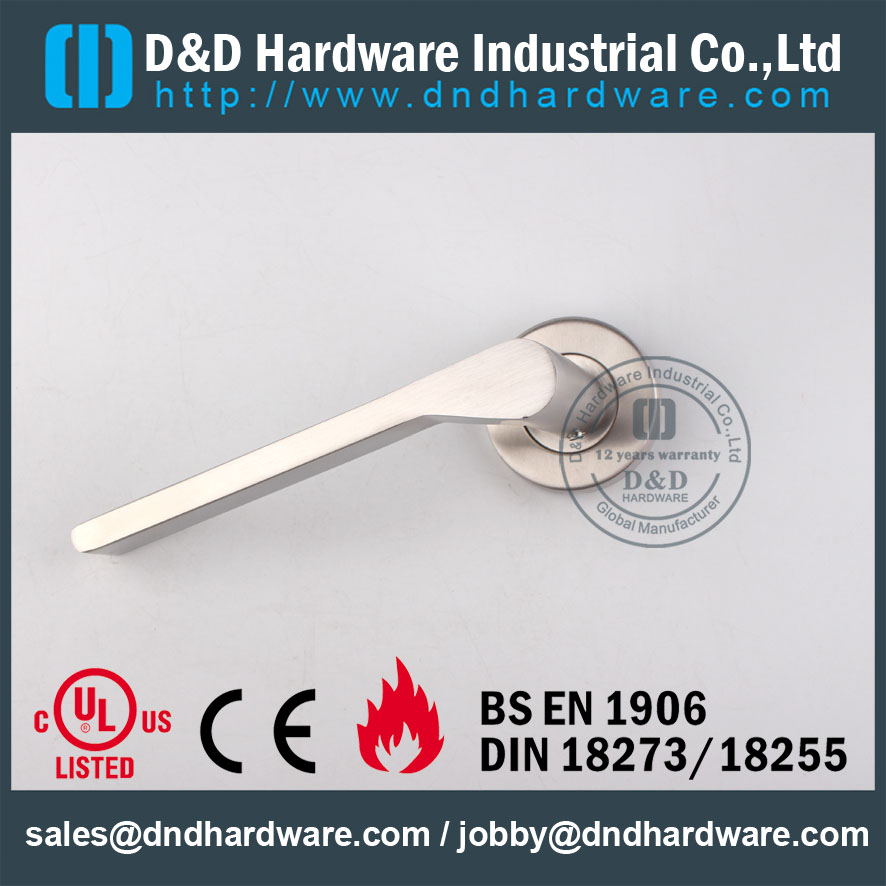 D&D Hardware-Door Fitting SSS lever handle DDTH022