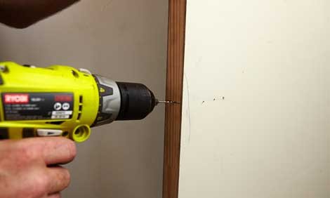 Installation of stainless steel door handle