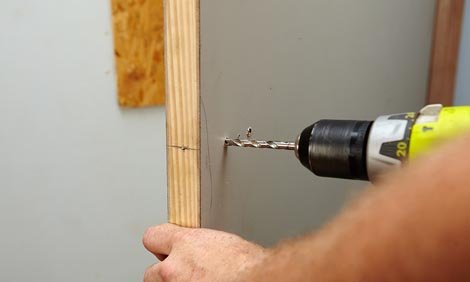 Installation of stainless steel door handle