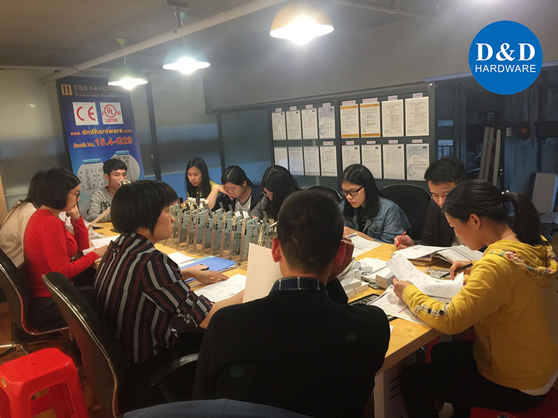 How Qualified D&D Team can assist customers find the Right Solution?-D&D Hardware