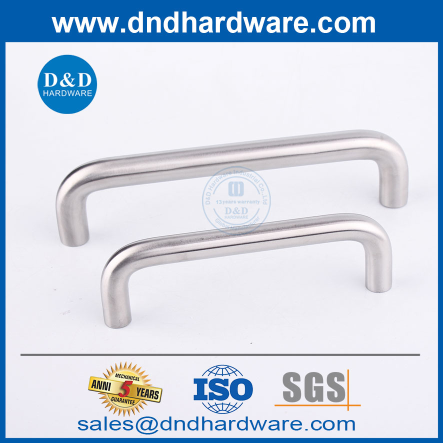 304 Stainless Steel D Shape Silver Furniture Handle for Cupboard-DDFH003