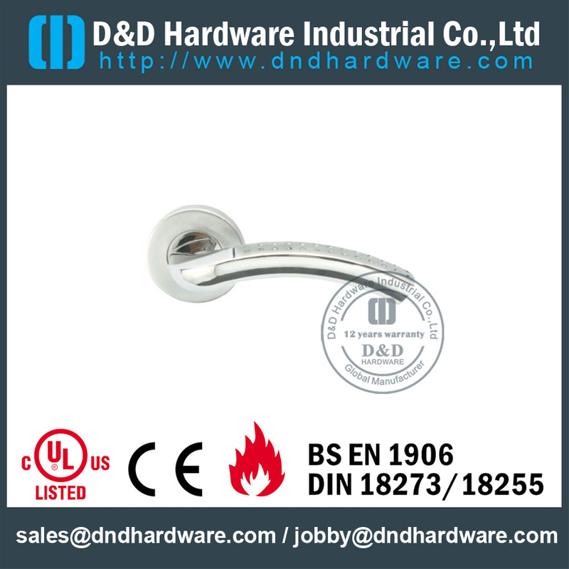 SUS304 Modern Casting Lever Internal Door Handle for Hollow Metal Doors -DDSH029