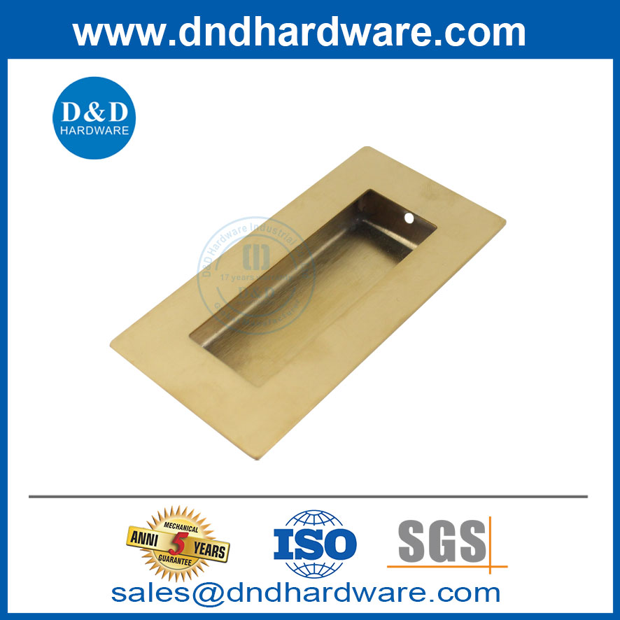 gold cabinet pulls