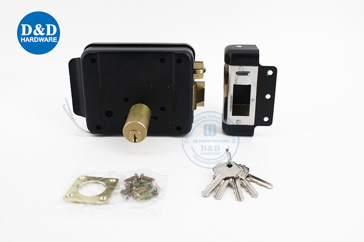rim lock deadbolt